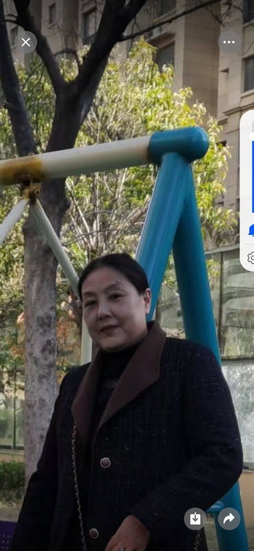 莹莹的第一张照片--江西王婆说媒