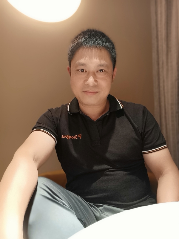 影子的第一张照片--江西王婆说媒